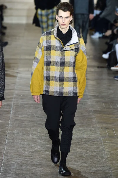 Look 34